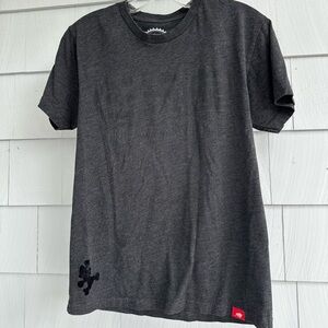 Nintendo New York Exclusive Embroidered Mario New York Spell Out T‎ Shirt